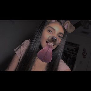 Meet your Posher, Alicia